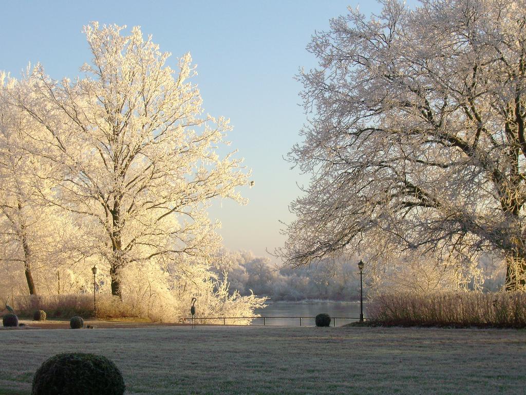 Hotel Schloss Storkau Bagian luar foto