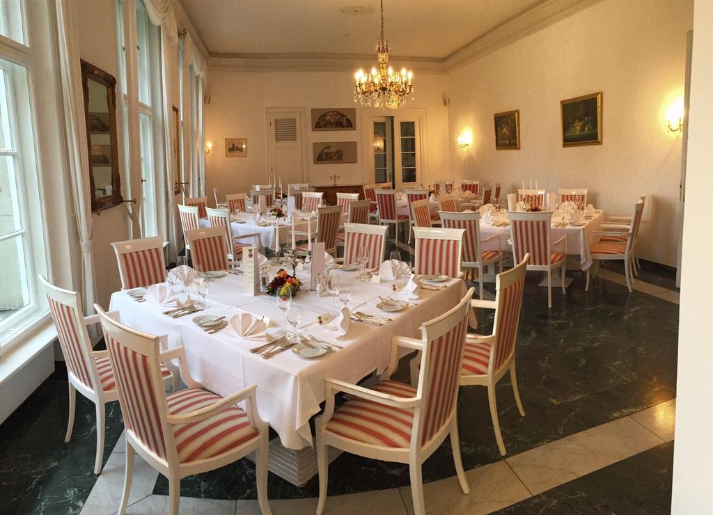 Hotel Schloss Storkau Bagian luar foto
