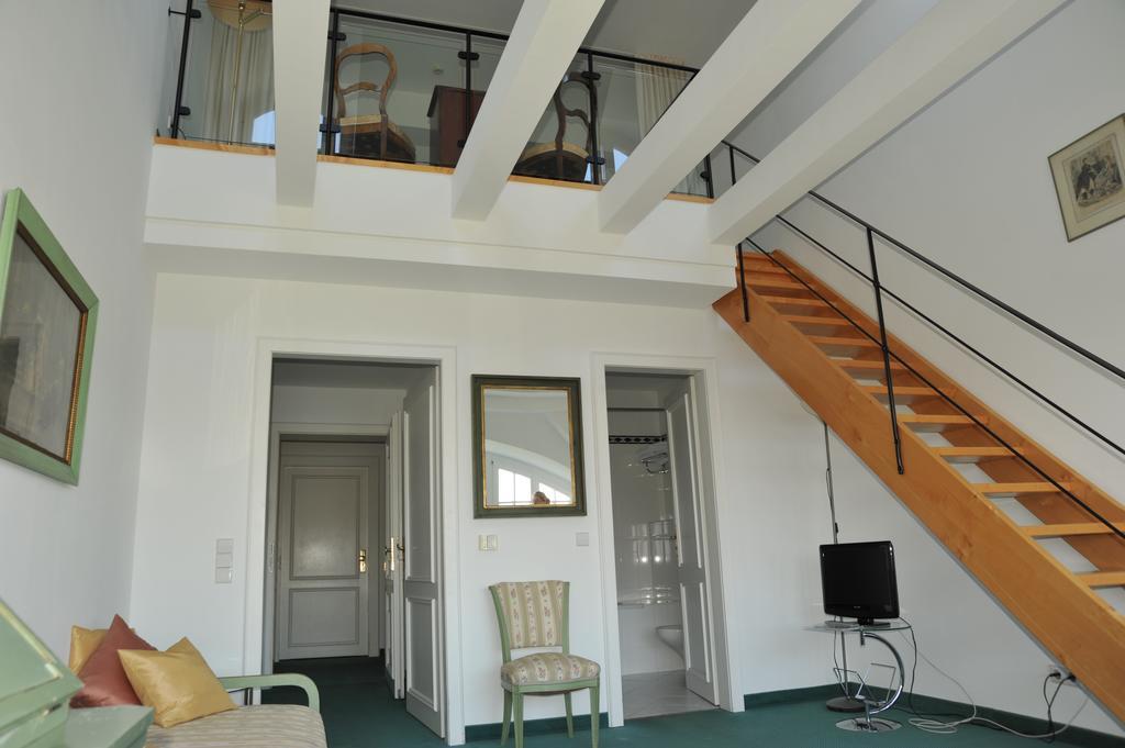 Hotel Schloss Storkau Bagian luar foto