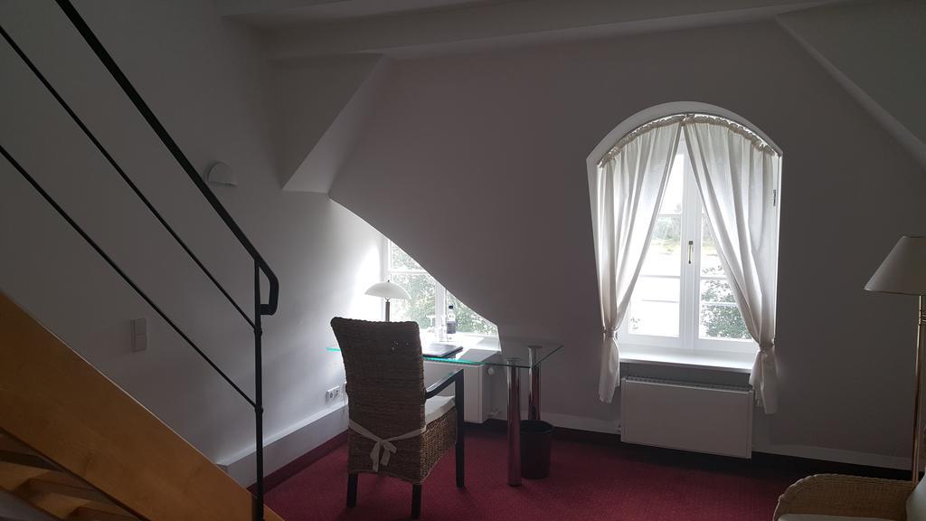 Hotel Schloss Storkau Bagian luar foto