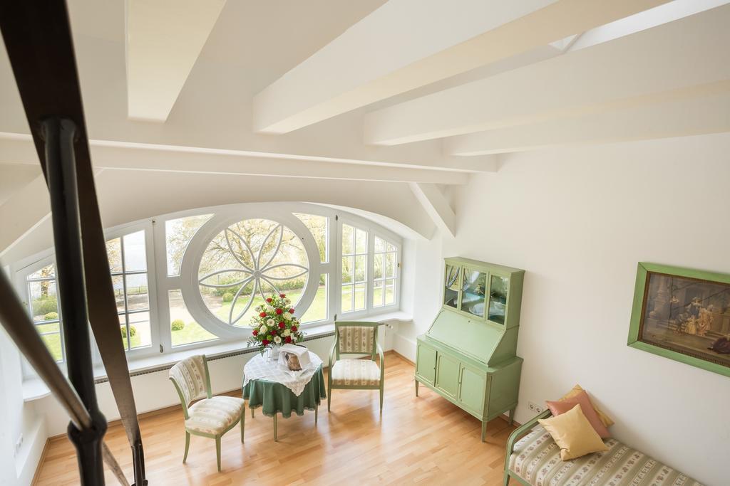 Hotel Schloss Storkau Bagian luar foto